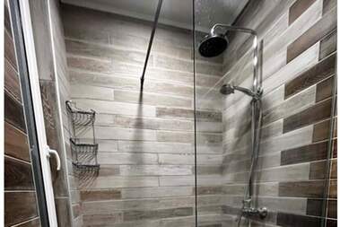 Închiriere - Casă în Priboî,  Varna