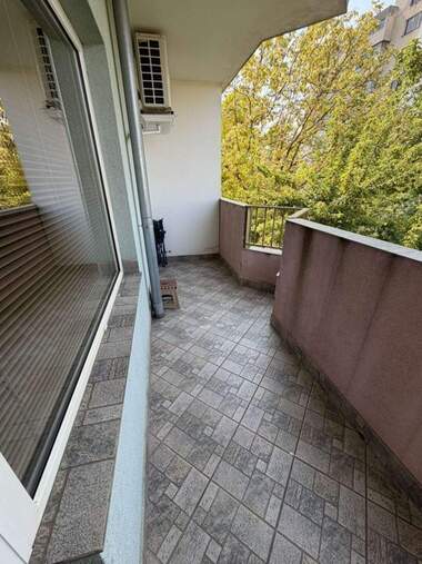 Închiriere - Apartament în Ideal City Center,  Pleven