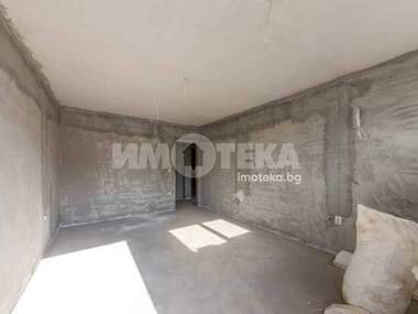 Продажба - Апартамент в Пчелина,  Варна