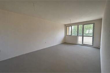 For sale - Apartment in Matematicheskata gimnazia,  Shumen