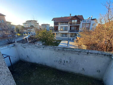 For sale - Floor of a house in Lozenec,  Iambol