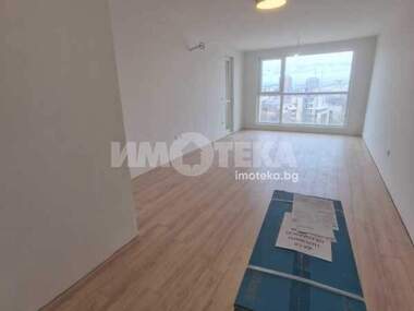 Verkauf - Wohnung in Üjen,  Plowdiw
