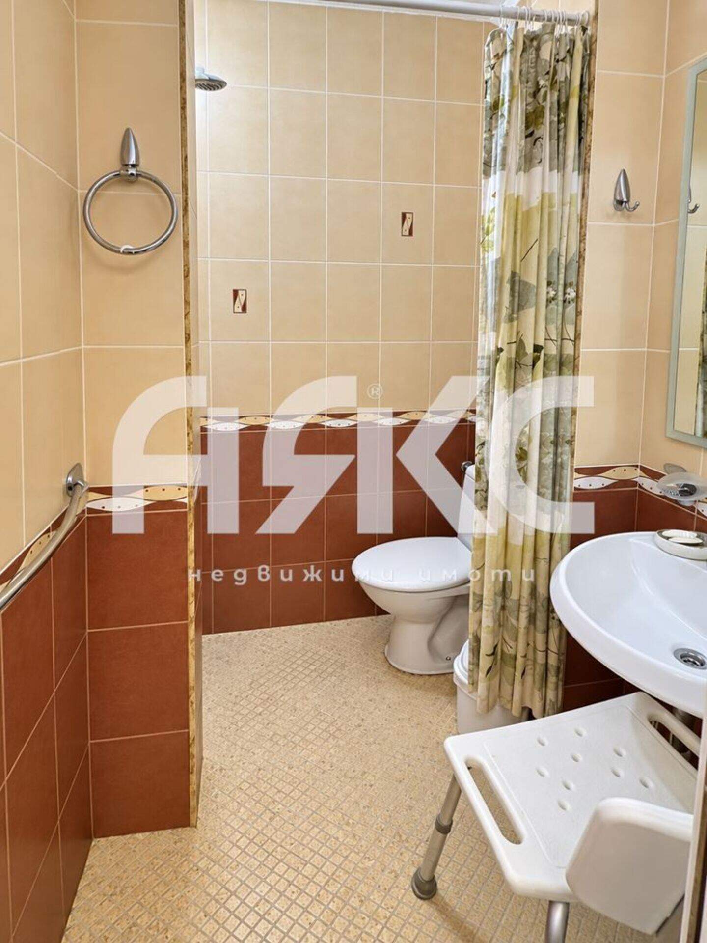 Тристаен Апартамент в Дианабад, София – снимка 6