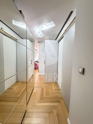 Verkauf - Wohnung in Üjen,  Plowdiw
