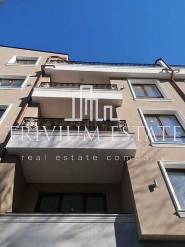Продажба - Апартамент в Остромила,  Пловдив