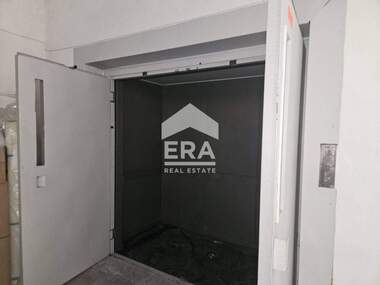 For sale - Warehouse in Promishlena zona - Iztok,  Lovech