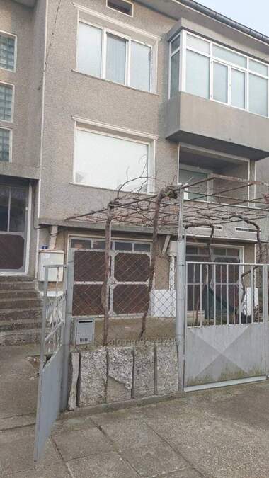 Vânzare - Etaj din casă în Kavarna,  Dobrice
