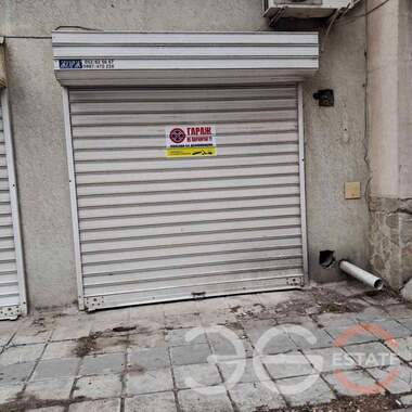 For sale - Garage in Kolhozen pazar,  Varna