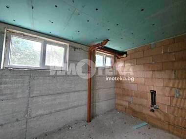 For sale - Office in Vazrajdane 2,  Varna