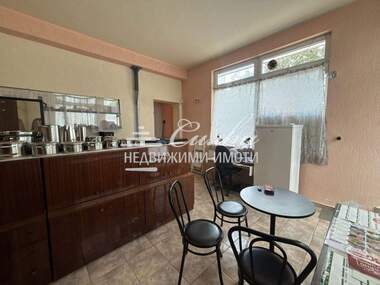 For sale - Store in Dobrudjanski,  Shumen