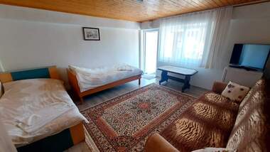 Vânzare - Hotel în Mineralni Bani,  Haskovo