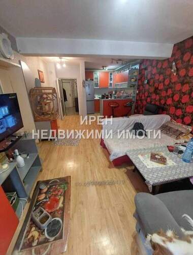 Verkauf - Wohnung in Zentar,  Iambol