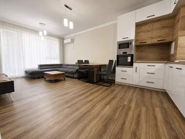 Miete - Wohnung in Izgrew,  Burgas