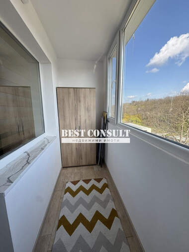 Închiriere - Apartament în Zdraveț Iztok,  Ruse