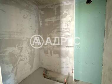 Vânzare - Apartament în Lozeneț,  Sofia