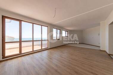 Продажба - Апартамент във Виница,  Варна