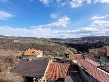 Vânzare - Etaj din casă în Varușa,  Veliko Tărnovo