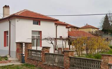Продажба - Къща в Подкрепа,  Хасково