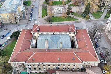 Kira - Bina olarak Center,  Ruse