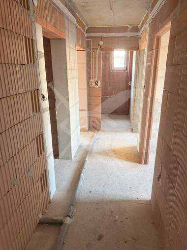 Verkauf - Wohnung in Komatewski wazel,  Plowdiw
