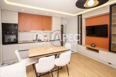 Продажа - Квартира в Люлин-10,  София