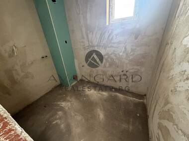 Продажба - Апартамент в Остромила,  Пловдив