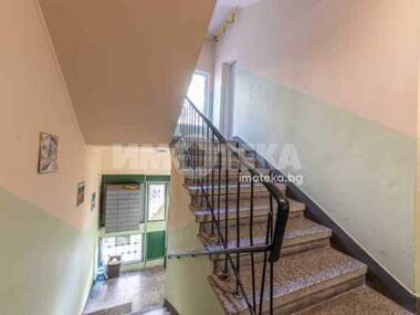 Продажба - Апартамент в Окръжна болница - Генерали,  Варна