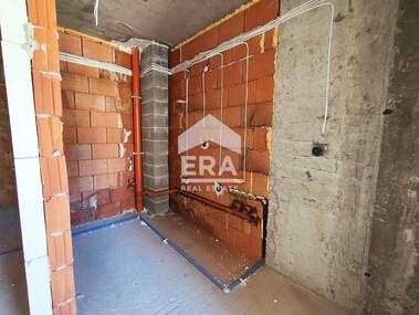 Verkauf - Wohnung in Üjen,  Plowdiw