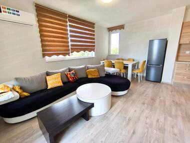 Miete - Wohnung in Slaweykow,  Burgas