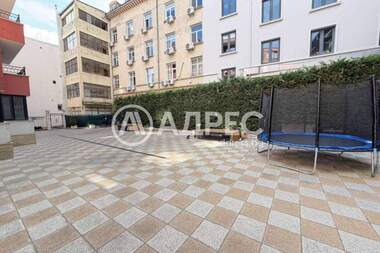Închiriere - Apartament în Center,  Varna