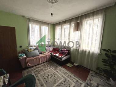 Vânzare - Casă în Ceirpan,  Stara Zagora