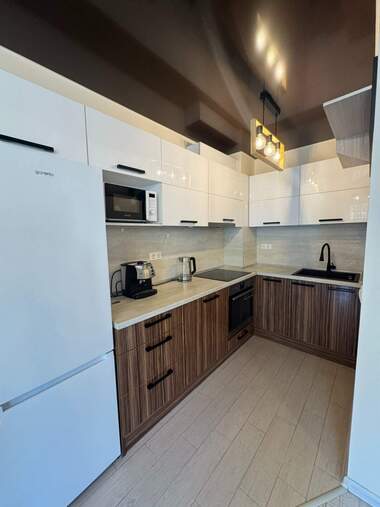 Închiriere - Apartament în Zornița,  Burgas