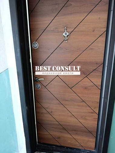 Închiriere - Apartament în Zdraveț,  Ruse
