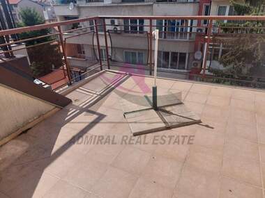 For rent - Apartment in Kolhozen pazar,  Varna