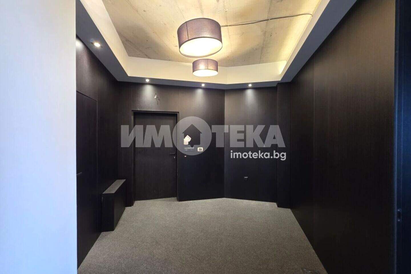 Ofis olarak Banişora, Sofia – fotoğraf 3
