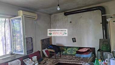 Verkauf - Haus in Zapadna promischlena zona,  Iambol