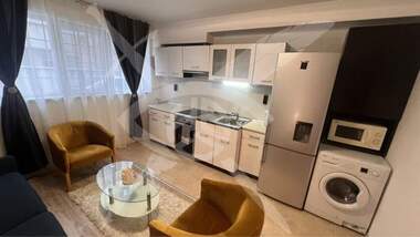 For rent - Apartment in Kolhozen pazar,  Varna