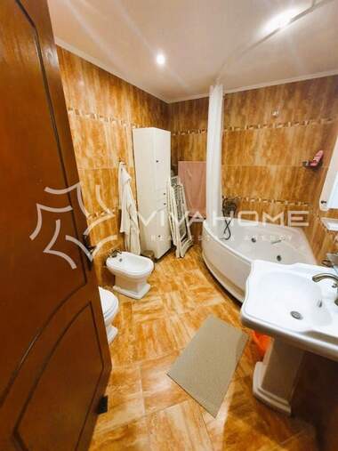 For sale - Apartment in k.k. Chayka,  Varna