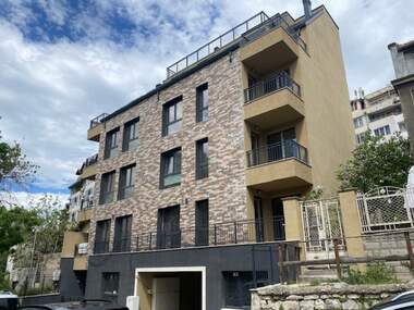 Продажба - Гараж в Операта,  Варна
