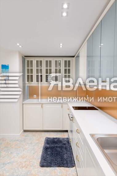 Miete - Wohnung in Zentar,  Burgas