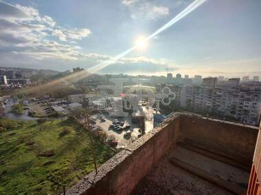 For sale - Apartment in Vazrajdane 1,  Varna