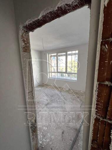 Продажба - Апартамент в Южен,  Пловдив