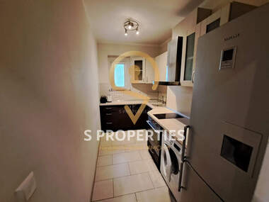 Vânzare - Apartament în Center,  Varna
