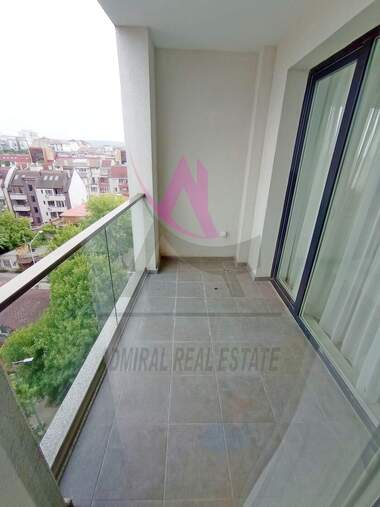 For rent - Apartment in Kolhozen pazar,  Varna
