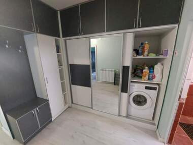 Verkauf - Etage von Haus in Waroscha,  Targowishte