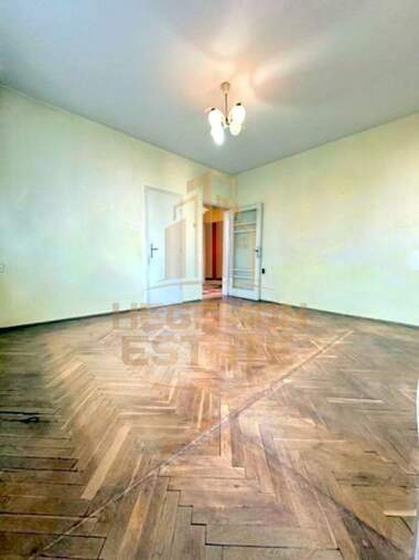 Vânzare - Apartament în Center,  Varna