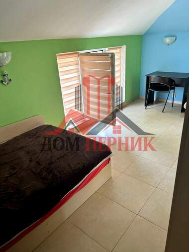 Satış - Dükkan/Ofis/Güzellik salonu/Yer/Diş ofisi olarak Iztok,  Pernik