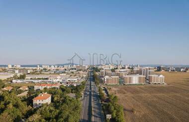 Продажба - Апартамент в Мадика,  Бургас