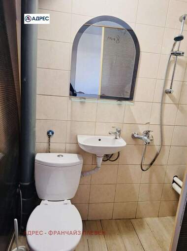 Închiriere - Apartament în Wider Center,  Pleven