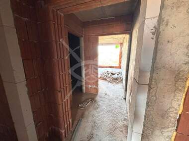 For sale - Apartment in Iujen,  Plovdiv